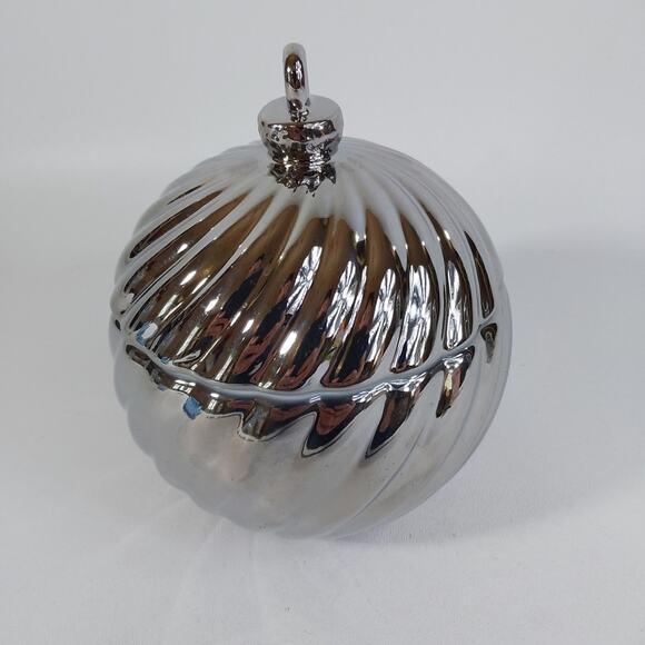 Silver Christmas Ornament Candy Dish with Lid Cindy Crawford Style - Picture 2 of 5